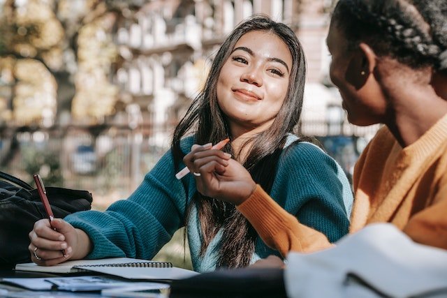 Laws Make College Transfer Easier for Community College Students